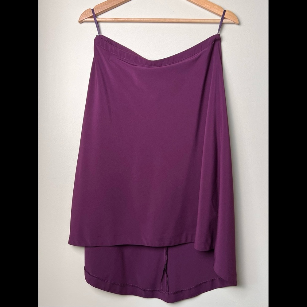 BCBG Paris Hi Low Skirt Women’s Size 4 Purple